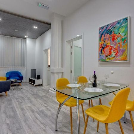 Stylish 3Br Apartment, Fantastic Location In Sliema Dış mekan fotoğraf